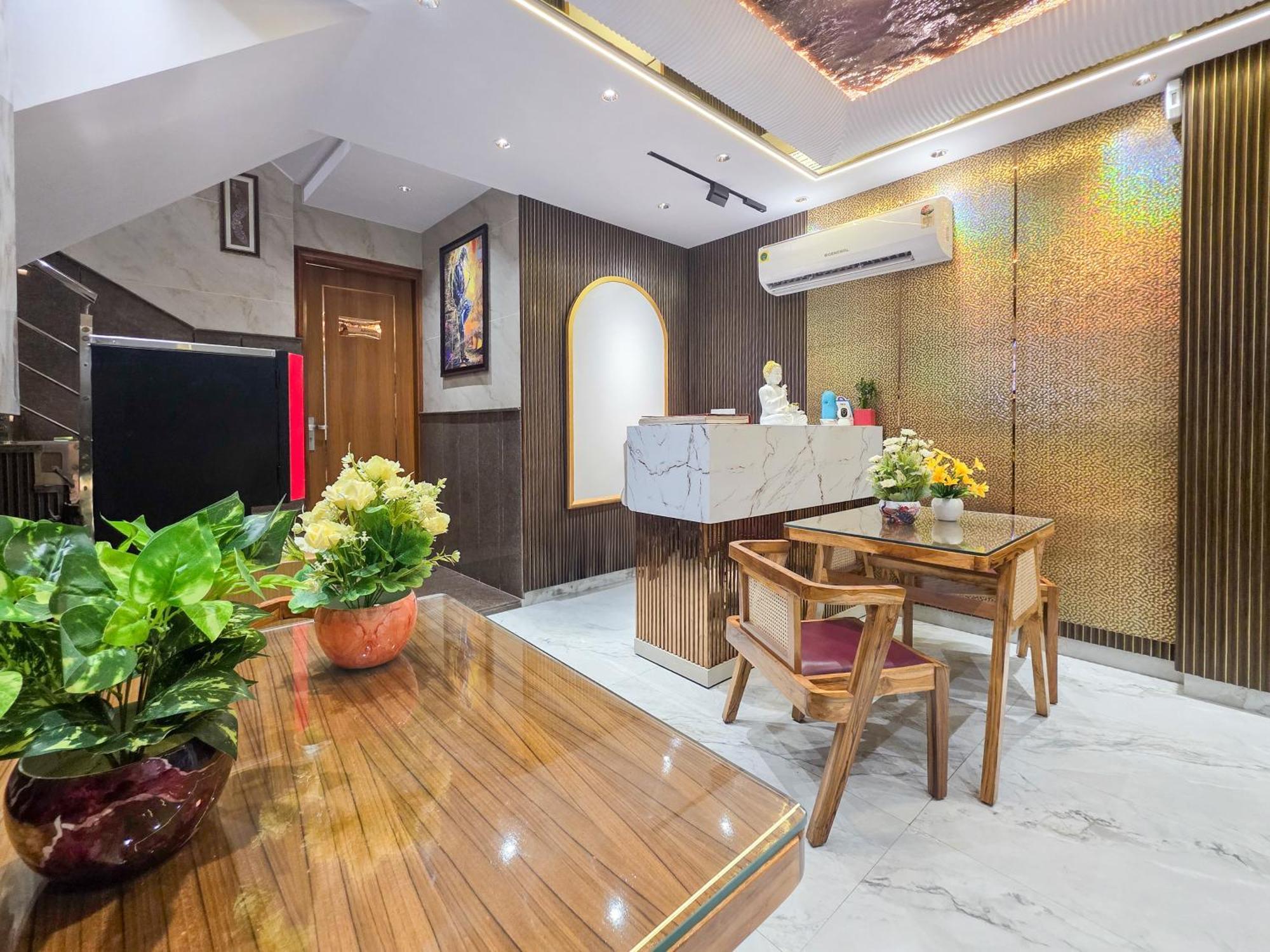 Delhi Delight Premium New Delhi